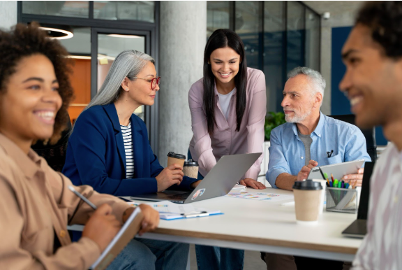 groupe personnes travaillant dans un bureau